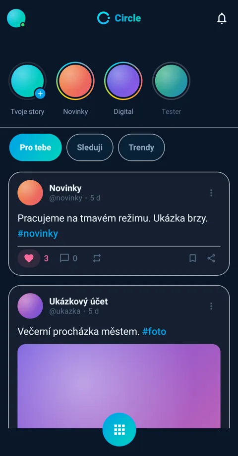 Feed aplikace Circle v tmavém režimu