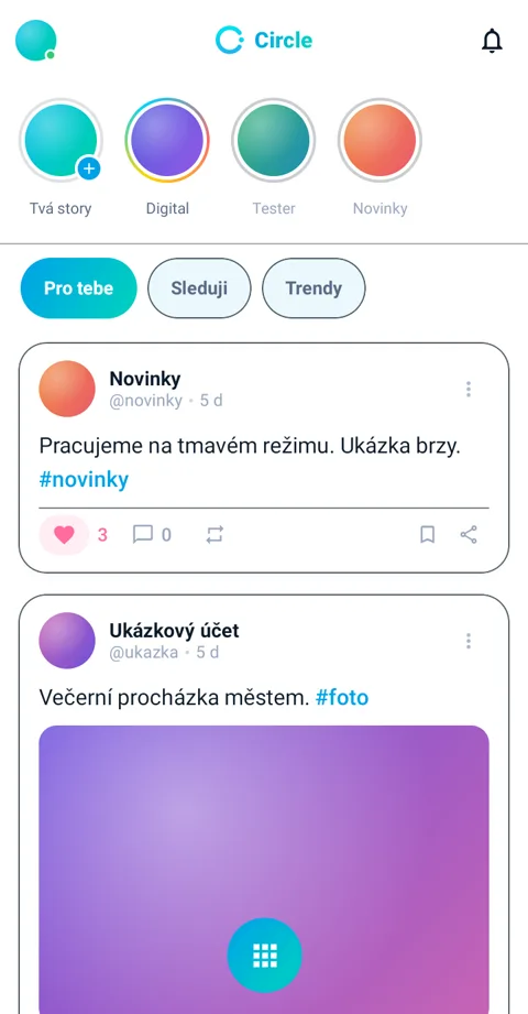 Feed aplikace Circle ve světlém režimu: řádek stories, filtry a příspěvky